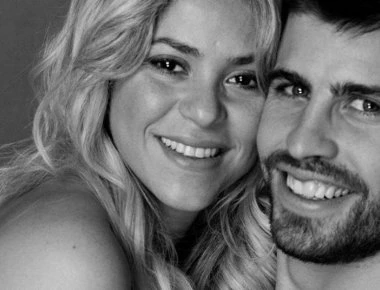 Shakira και Pique: Υποδέχονται το 2018 και δείχνουν ερωτευμένοι και ευτυχισμένοι μαζί με τα δυο τους παιδιά (φωτό)